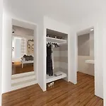 فيا ديل كورسو هوم فندق مبيت وإفطار روما