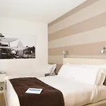فيا ديل كورسو هوم فندق مبيت وإفطار