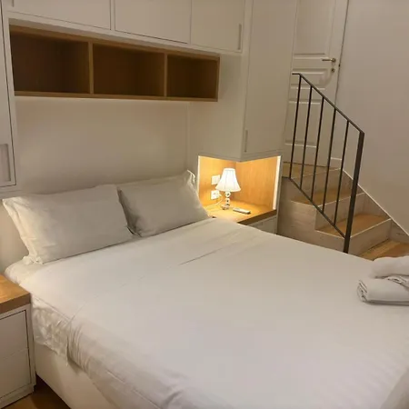 Couette-café Via Del Corso Rome