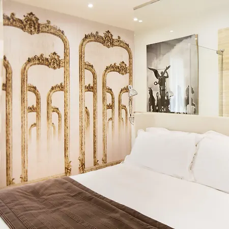 Via Del Corso 4* Řím