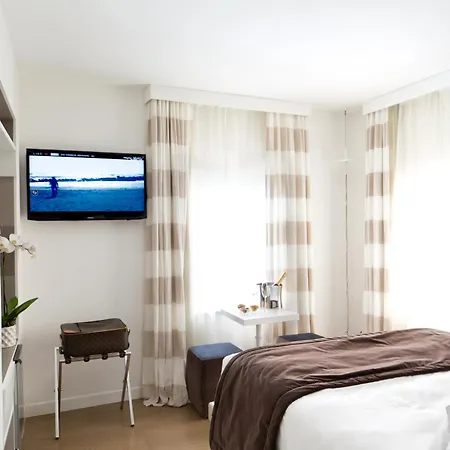 Bed & Breakfast Via Del Corso 4*