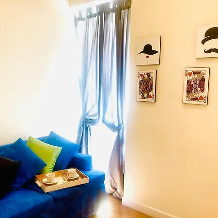 Alojamento de Acomodação e Pequeno-almoço Via Del Corso Roma
